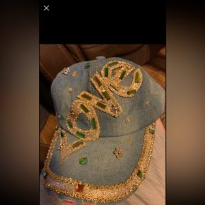 Sequinned denim hat